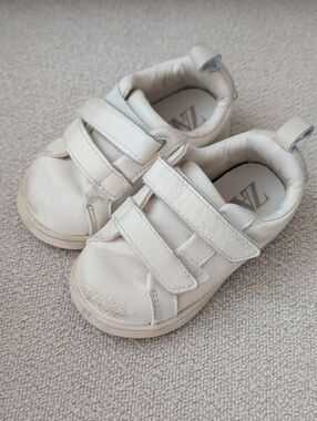 Zara White Kids Velcro Sneakers